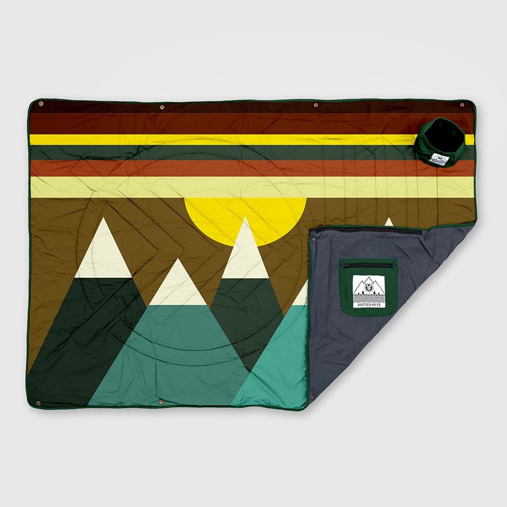 VOITED Quilted Premium Recycled Pet Blanket