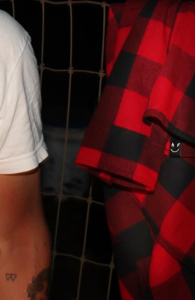 MENS Long Sleeve Flannel Red And Black